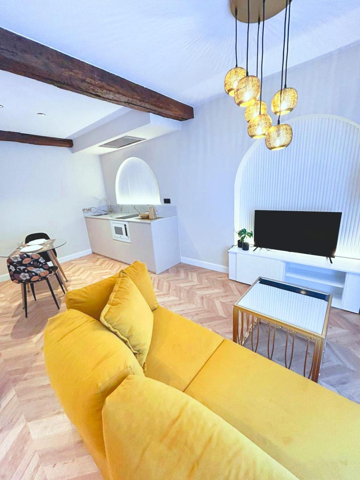 Lemon Suites سانتاندر الغرفة الصورة